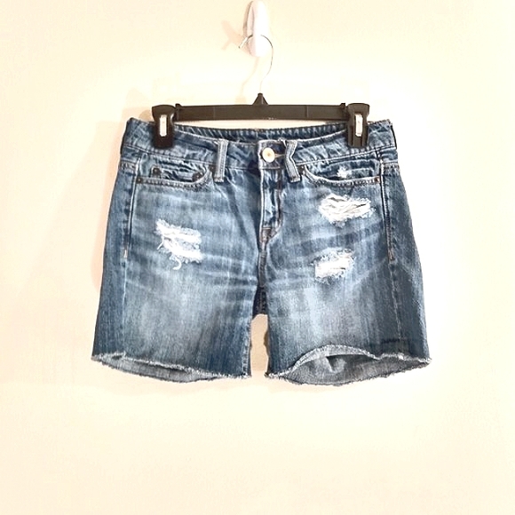 American Eagle Denim Distressed Dark Wash Bermuda Shorts Size 00 - Picture 1 of 3